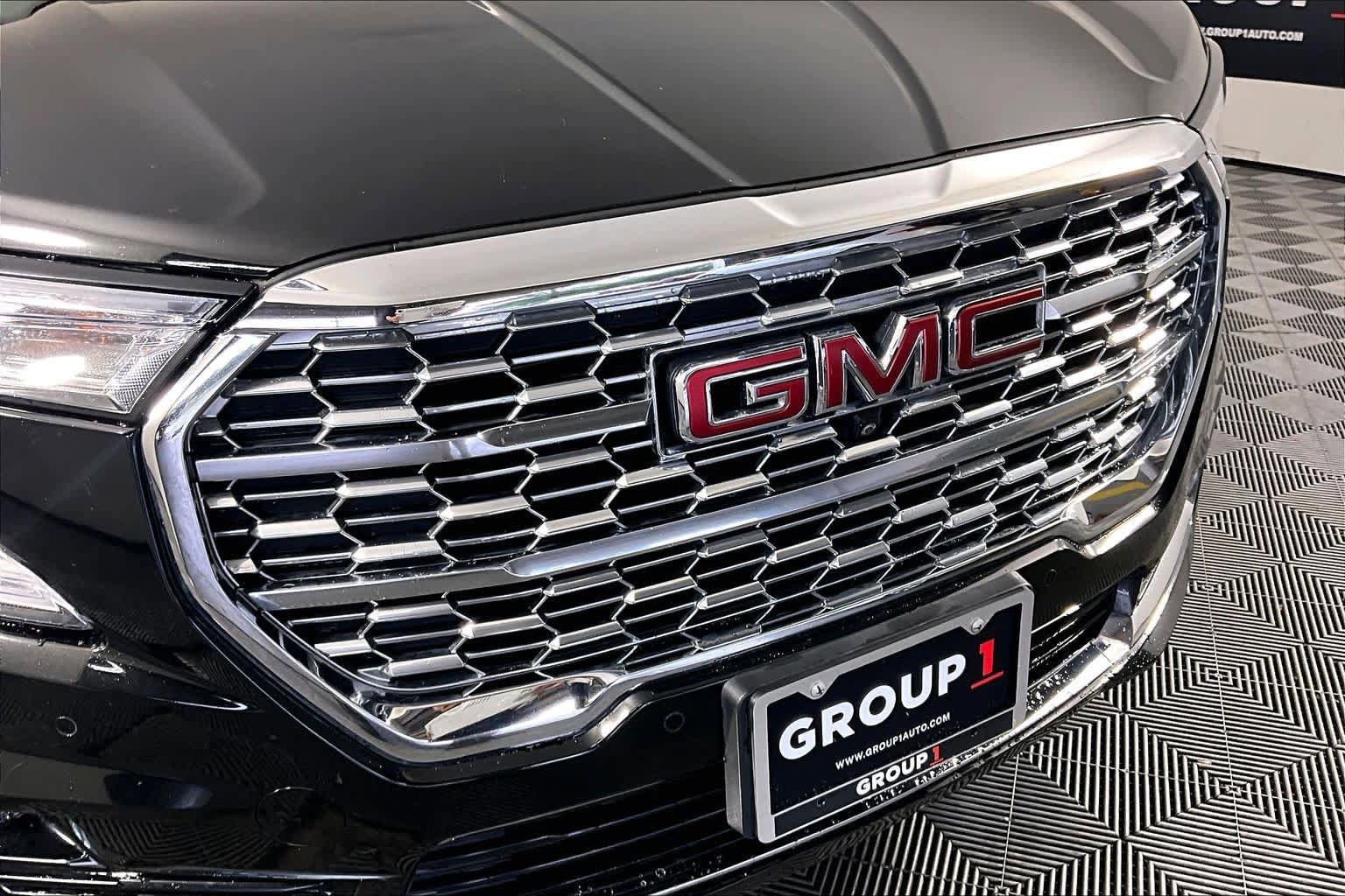 Used 2023 GMC Terrain Denali w/ Black Diamond Edition AWD/4WD image 28