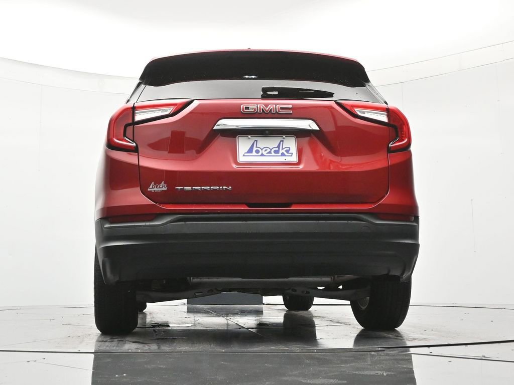 Used 2022 GMC Terrain SLE w/ Driver Convenience Package FWD image 41