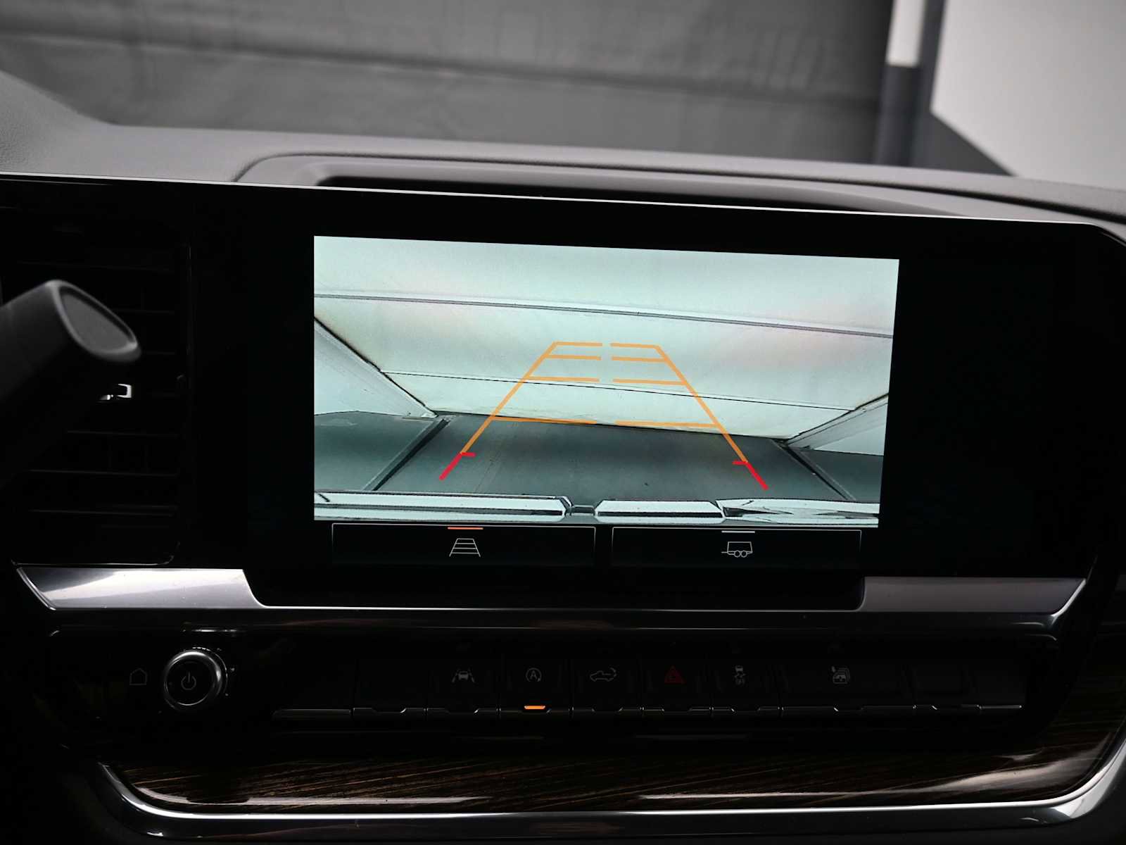 Used 2024 GMC Sierra 1500 Elevation image 8