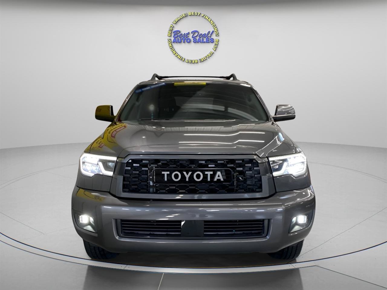 Used 2022 Toyota Sequoia TRD Pro AWD/4WD image 8