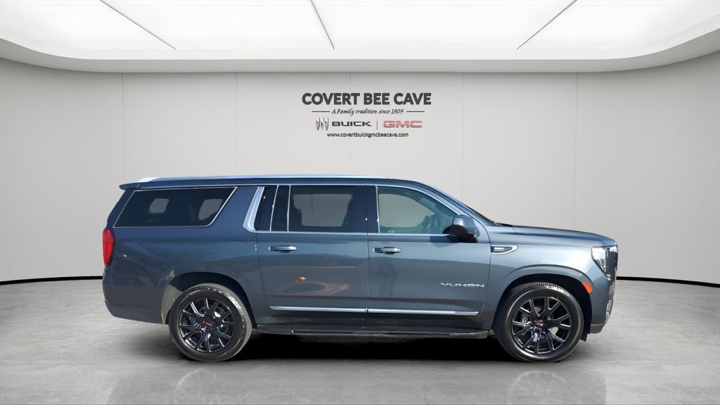 Used 2021 GMC Yukon XL SLT w/ Rear Media and Nav Package image 11