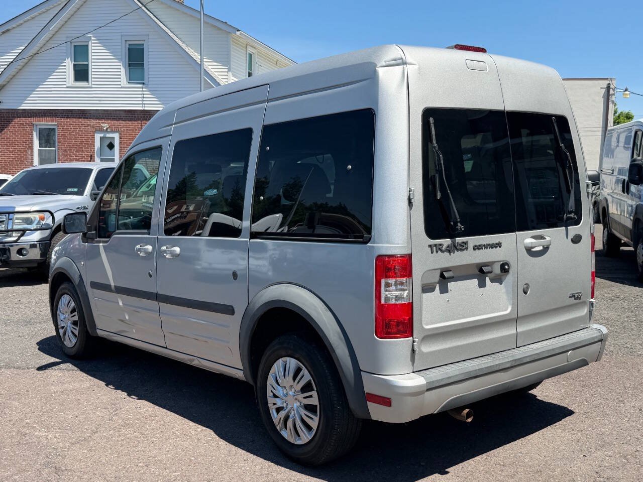 Used 2013 Ford Transit Connect XLT Premium FWD image 4