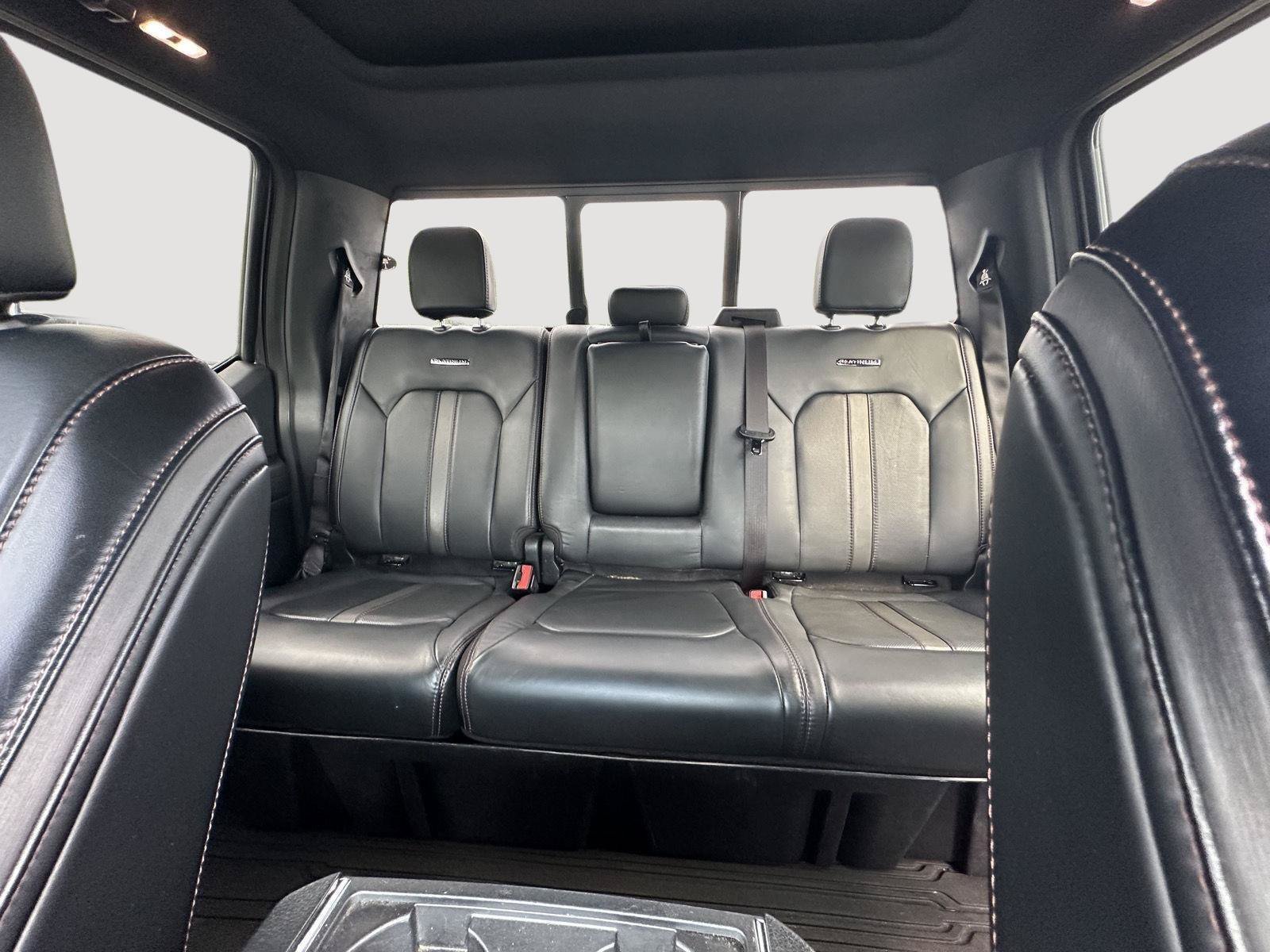 Used 2019 Ford F150 Platinum w/ Equipment Group 701A Luxury AWD/4WD image 13