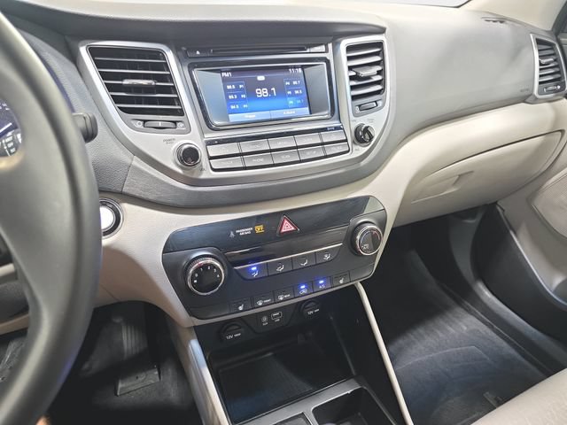 Used 2017 Hyundai Tucson Sport w/ Cargo Package FWD image 20