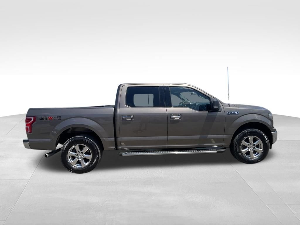 Used 2018 Ford F150 XLT w/ Equipment Group 302A Luxury AWD/4WD image 3