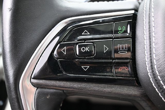 Used 2022 Jeep Grand Cherokee L Overland w/ Luxury Tech Group IV AWD/4WD image 29