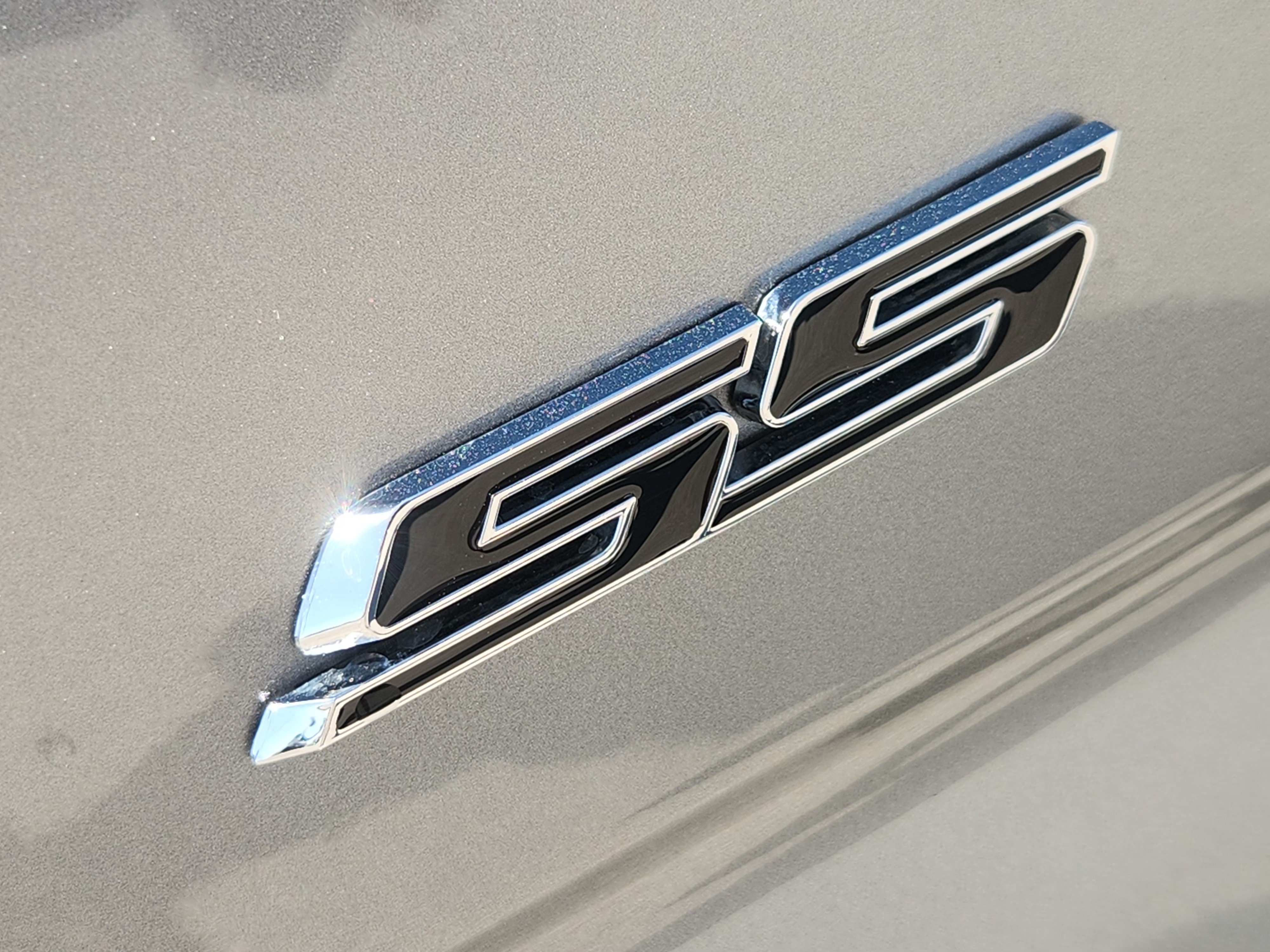 Used 2024 Chevrolet Camaro SS RWD image 12
