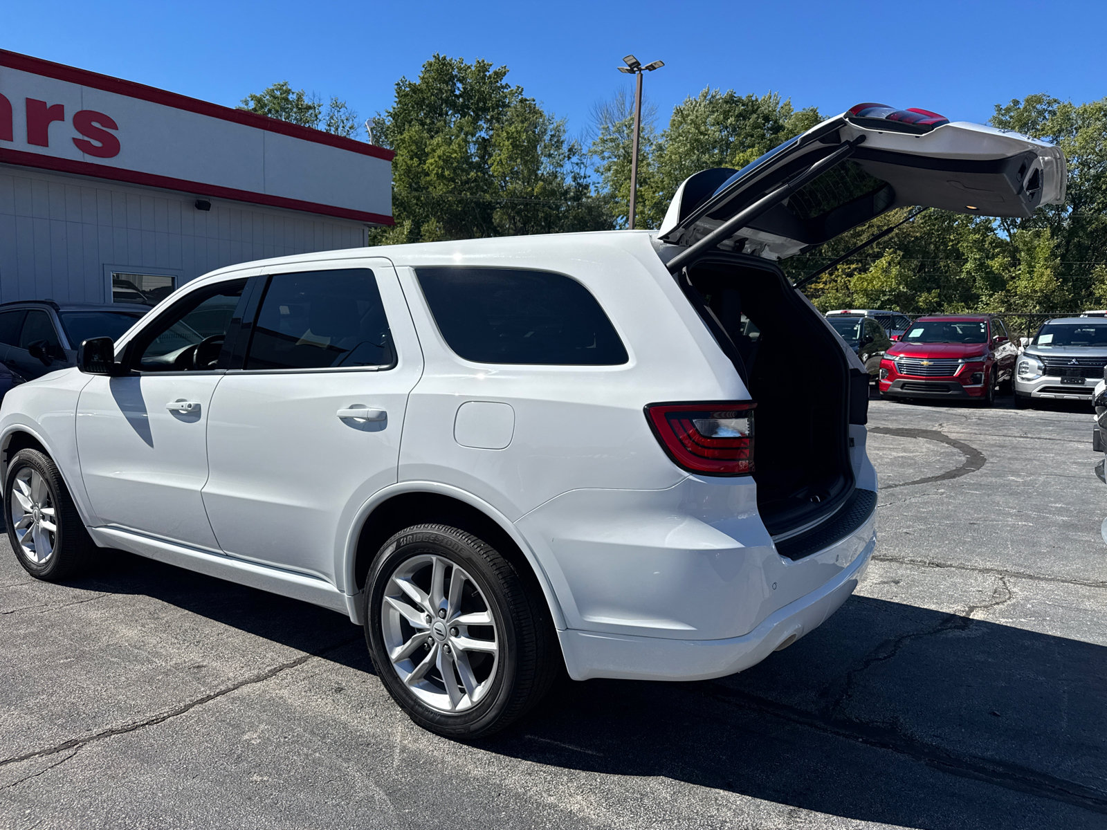 Used 2025 Dodge Durango GT AWD/4WD image 18