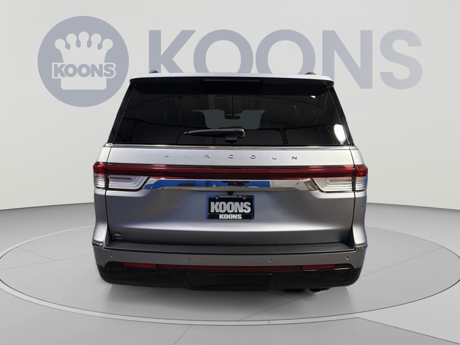 Used 2024 Lincoln Navigator Reserve AWD/4WD image 5