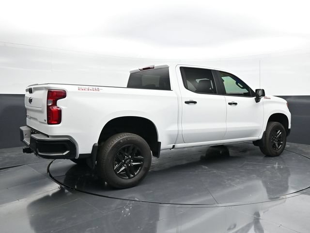 Used 2024 Chevrolet Silverado 1500 LT Trail Boss AWD/4WD image 2