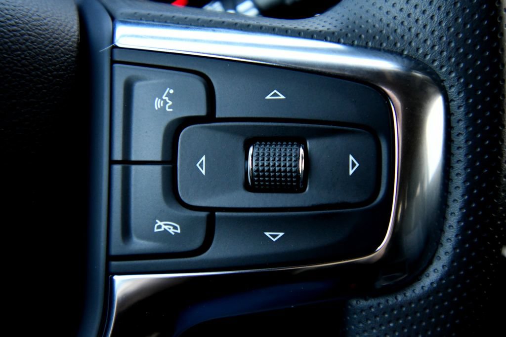 New 2026 Chevrolet Blazer LT w/ Convenience Package AWD/4WD image 19