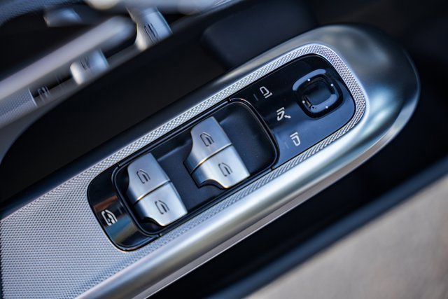 New 2026 Mercedes-Benz E 350 4MATIC Sedan image 38