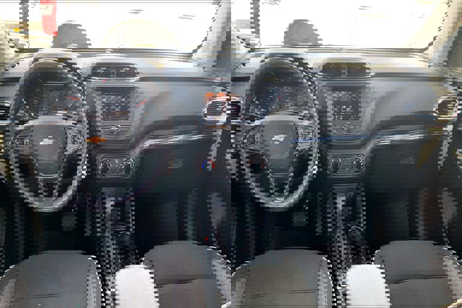 Used 2022 Chevrolet TrailBlazer LS FWD image 15