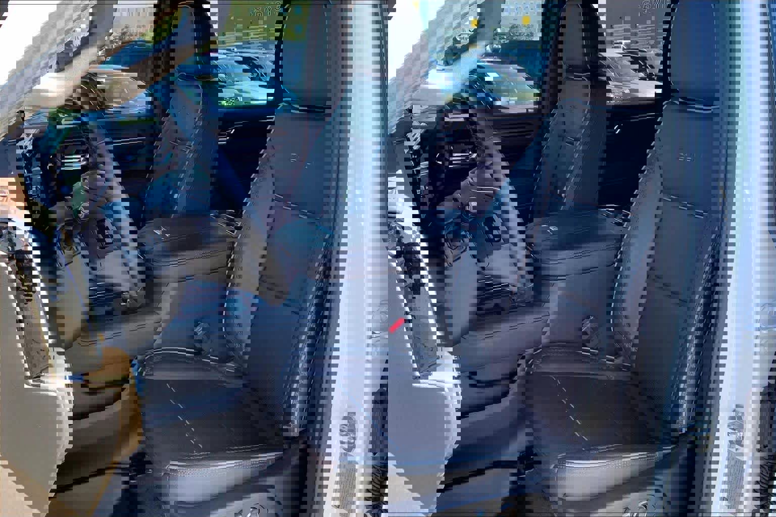 Used 2024 GMC Sierra 2500 Denali w/ Denali Reserve Package image 8