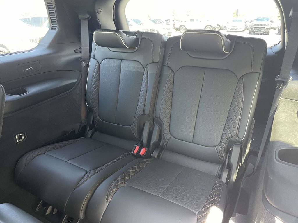Used 2023 Jeep Grand Cherokee L Summit AWD/4WD image 21