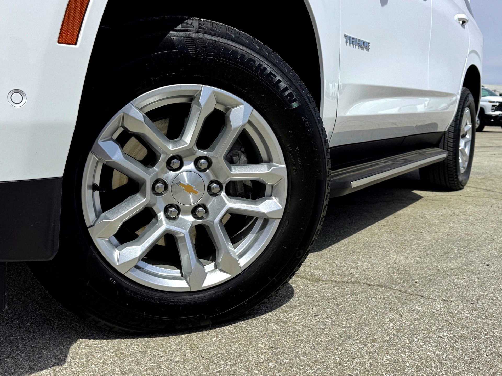 Used 2025 Chevrolet Tahoe LT w/ Comfort Package image 2