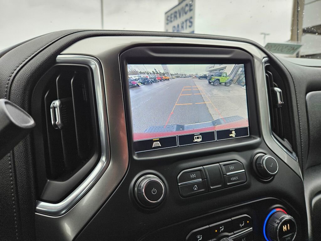 Used 2021 Chevrolet Silverado 2500 LTZ w/ LTZ Convenience Package image 26