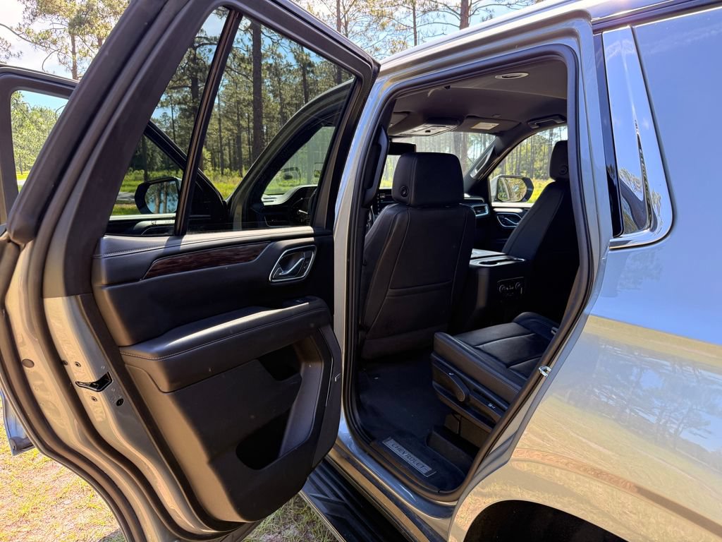 Used 2024 Chevrolet Tahoe LT AWD/4WD image 24