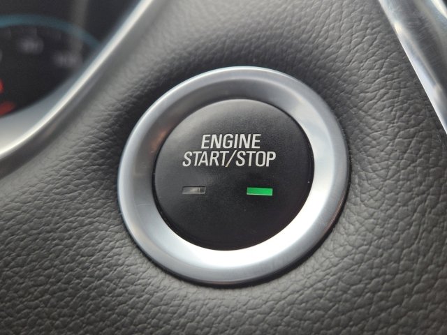 Used 2021 Chevrolet Traverse RS image 22