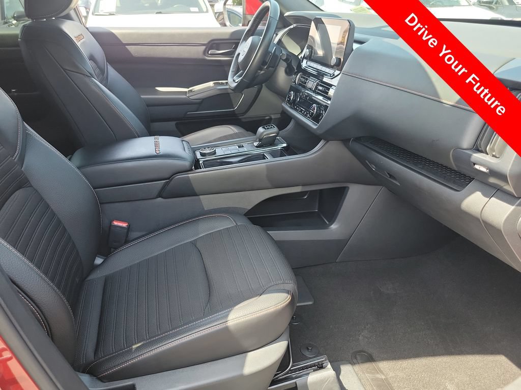 Used 2024 Nissan Pathfinder Rock Creek AWD/4WD image 19