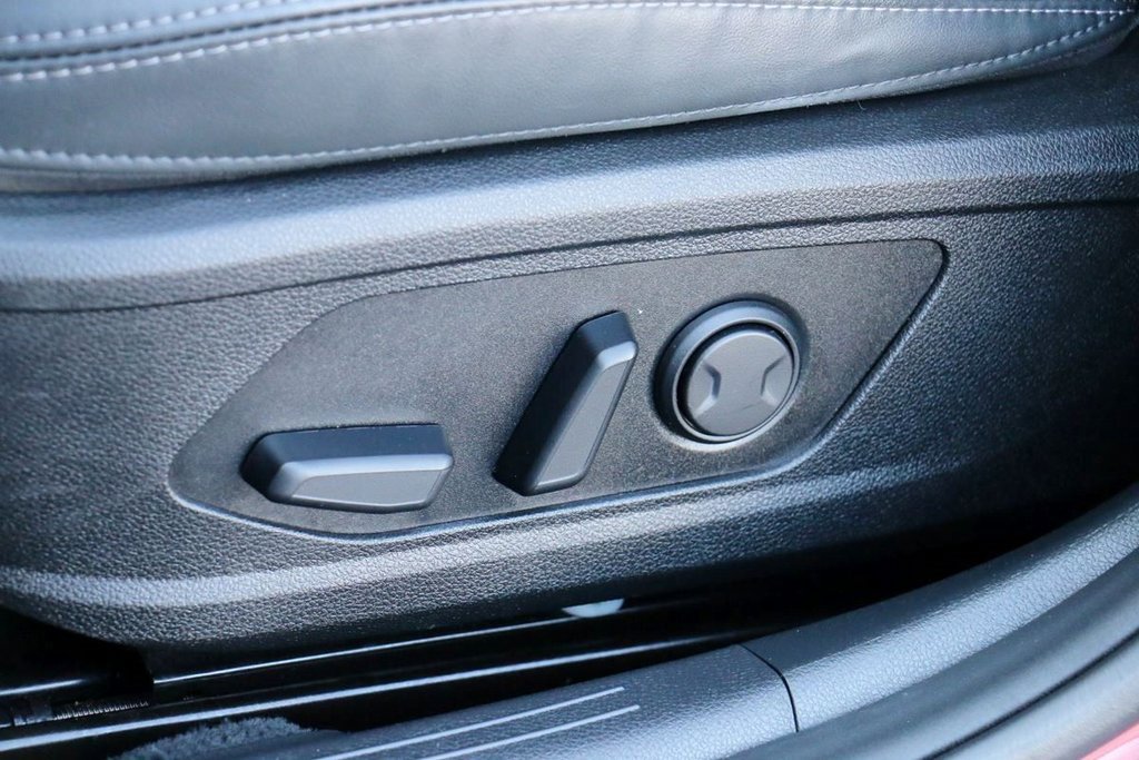 Used 2024 Kia K5 GT-Line w/ GT-Line Premium Package image 18