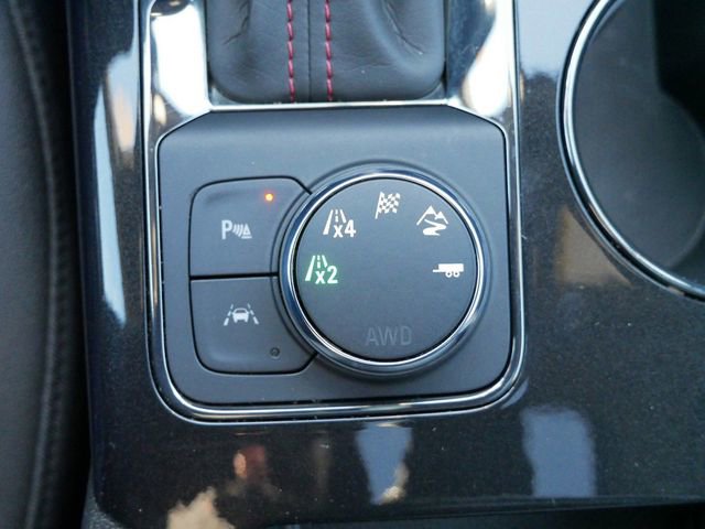 Used 2024 Chevrolet Blazer RS w/ Driver Confidence II Package image 24