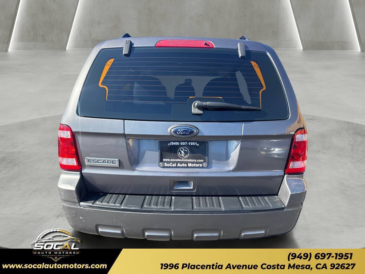 Used 2010 Ford Escape XLS FWD image 4