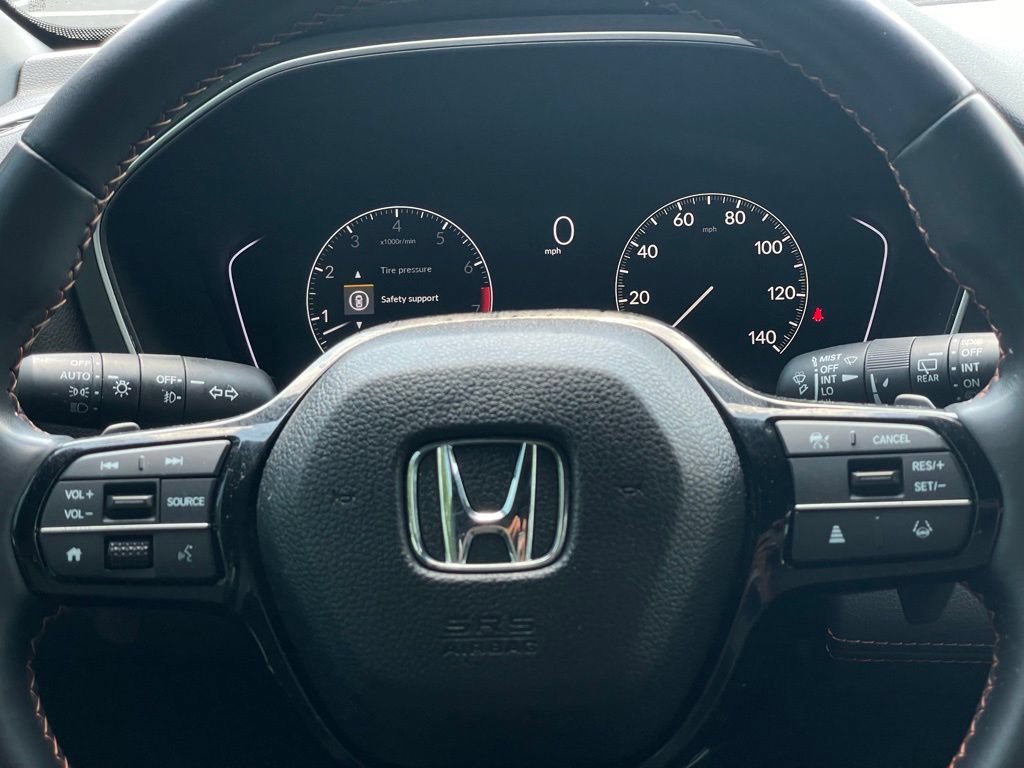 Certified 2025 Honda Pilot Sport image 7
