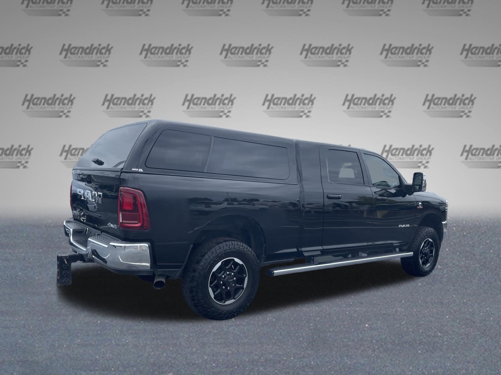 Used 2025 RAM 3500 Laramie AWD/4WD image 8