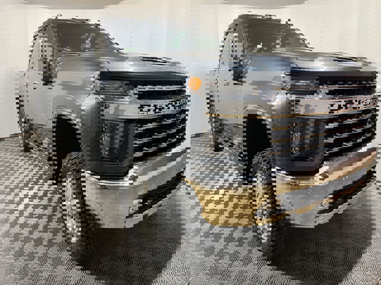 Used 2020 Chevrolet Silverado 2500 LTZ w/ LTZ Plus Package image 2