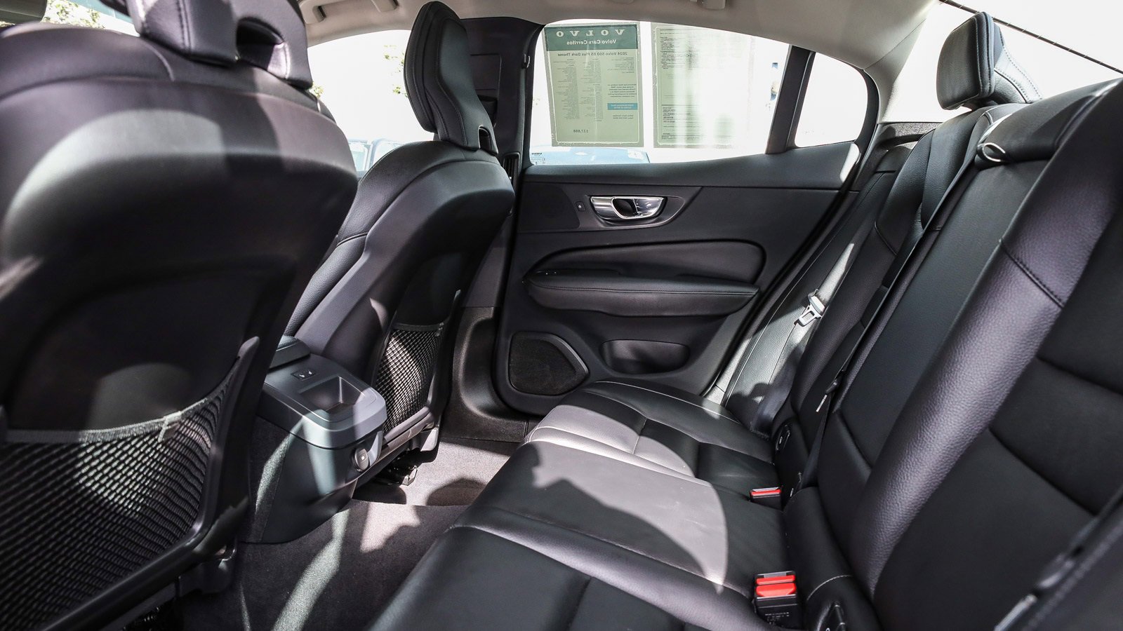 Used 2024 Volvo S60 B5 Plus image 18