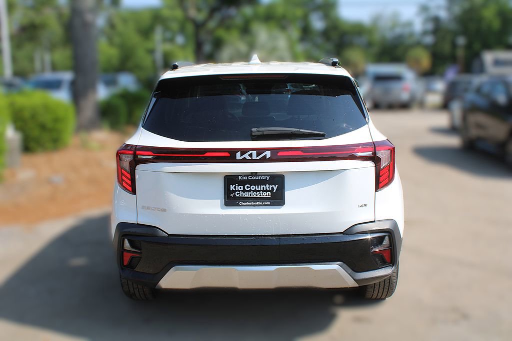 Certified 2024 Kia Seltos EX AWD/4WD image 8