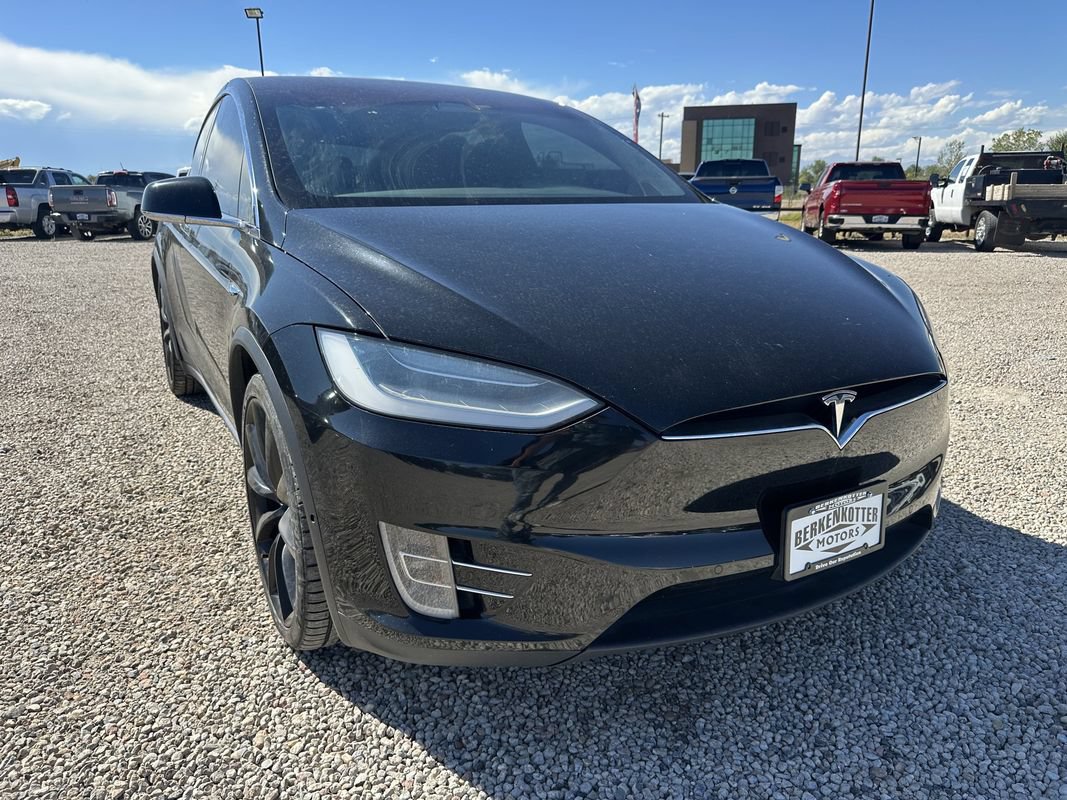 Used 2020 Tesla Model X Performance AWD/4WD image 2