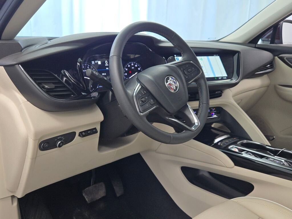 Used 2023 Buick Envision Avenir image 24