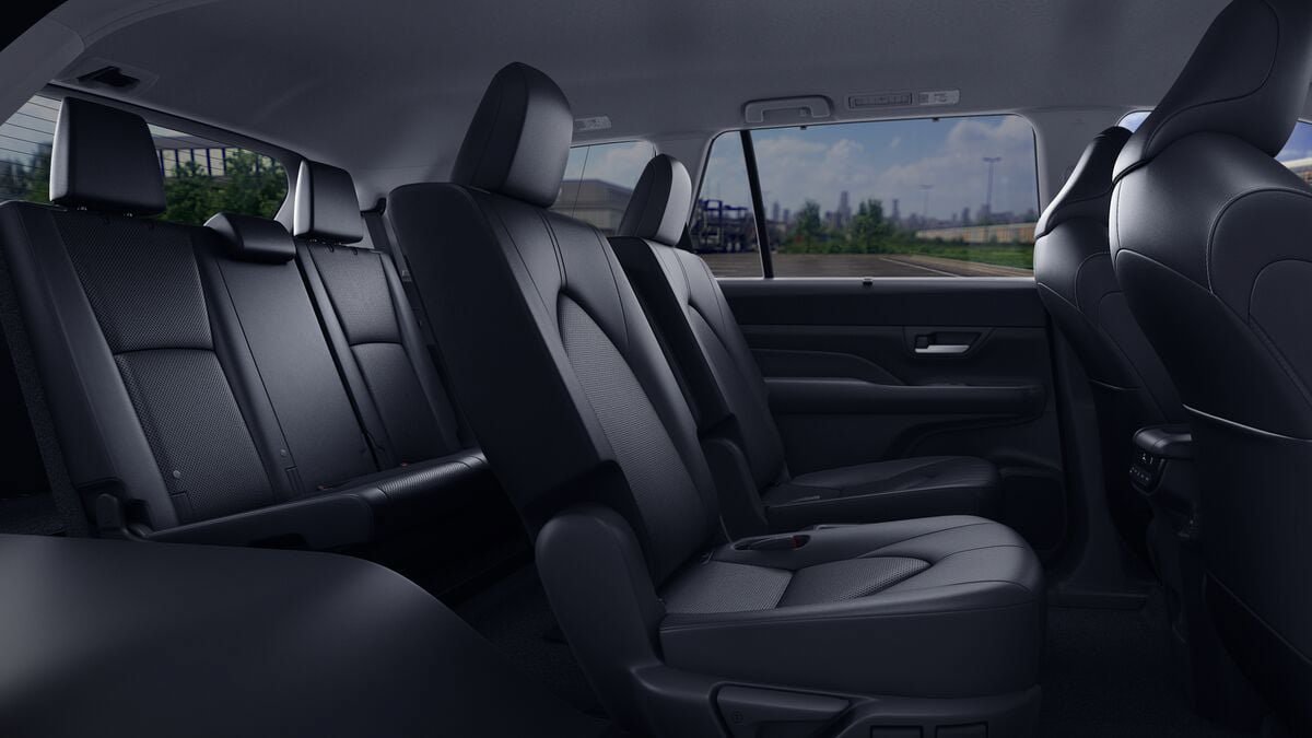 New 2026 Toyota Grand Highlander XLE FWD image 21