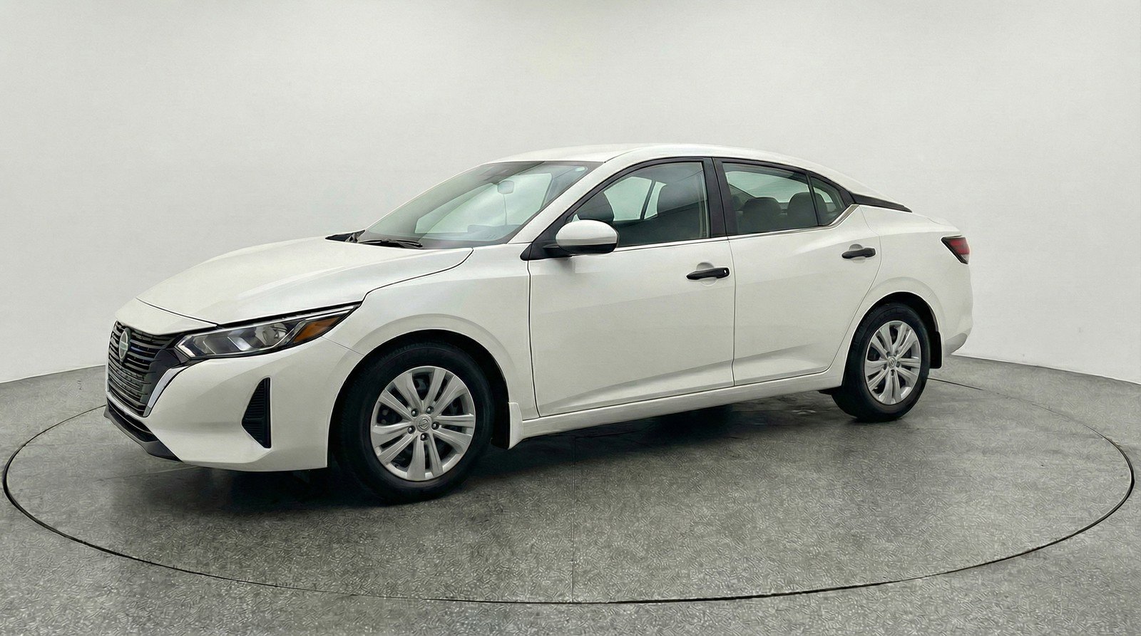 Used 2025 Nissan Sentra S image 3