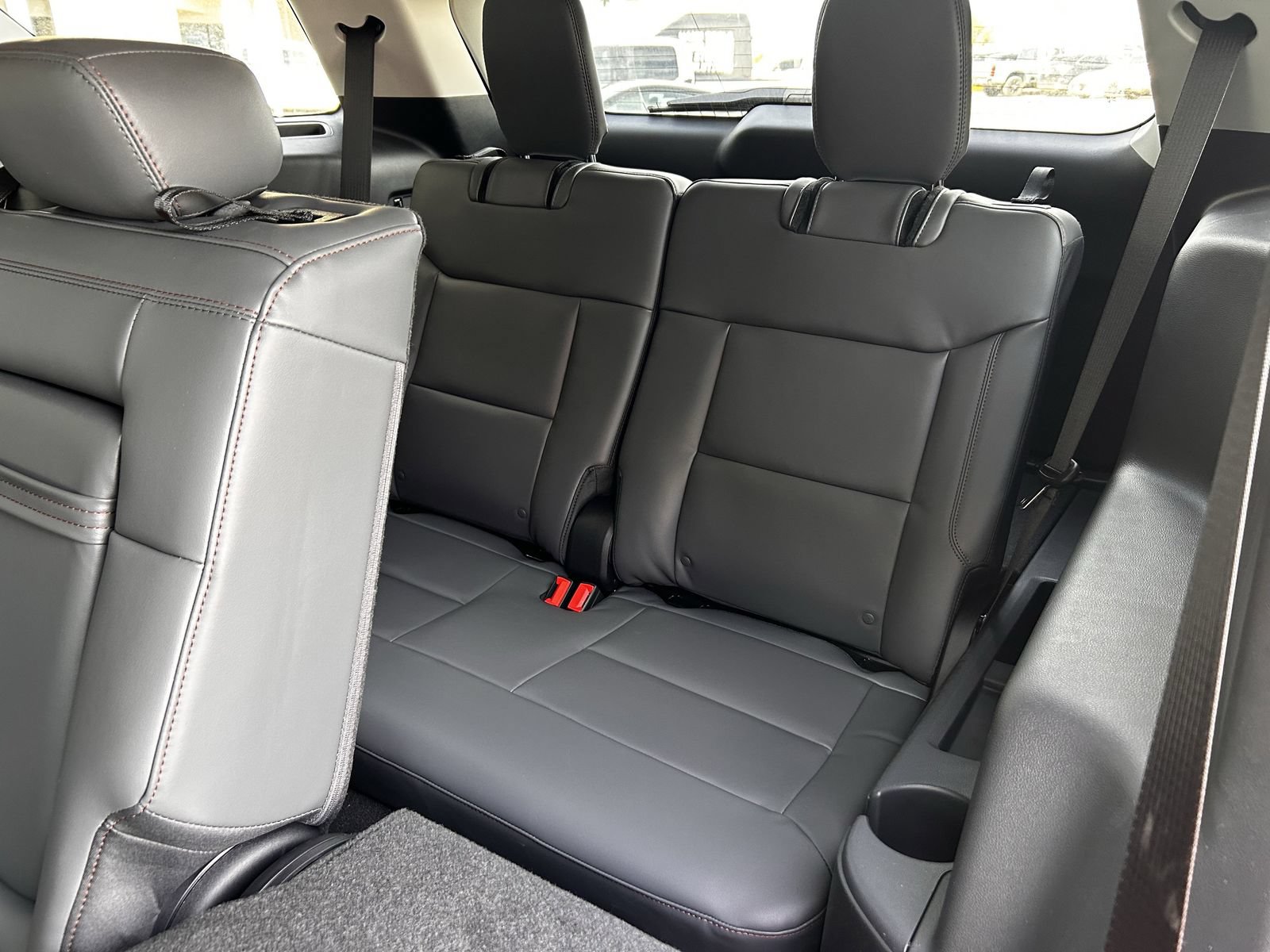 New 2026 Ford Explorer Active w/ Active Comfort Package RWD image 24
