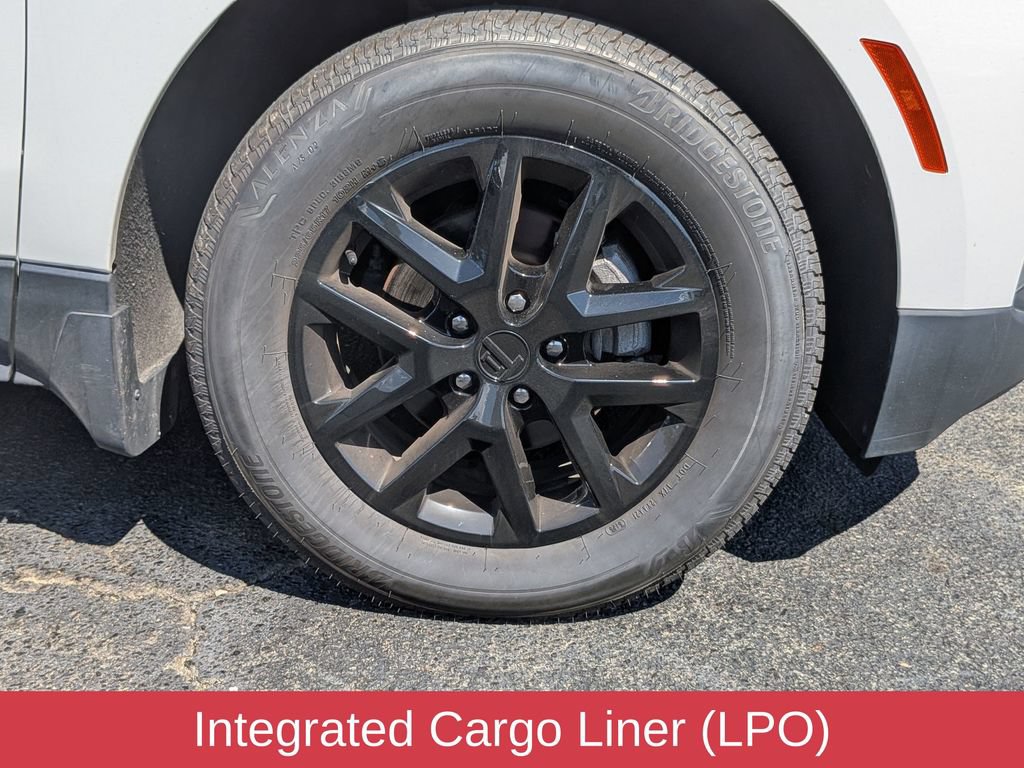 Used 2023 Chevrolet Equinox LT w/ LPO, Floor Liner Package AWD/4WD image 12