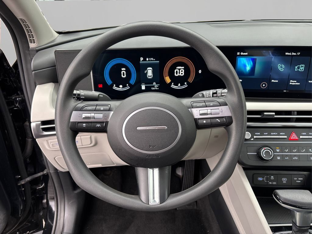 Certified 2025 Hyundai Tucson SE image 24