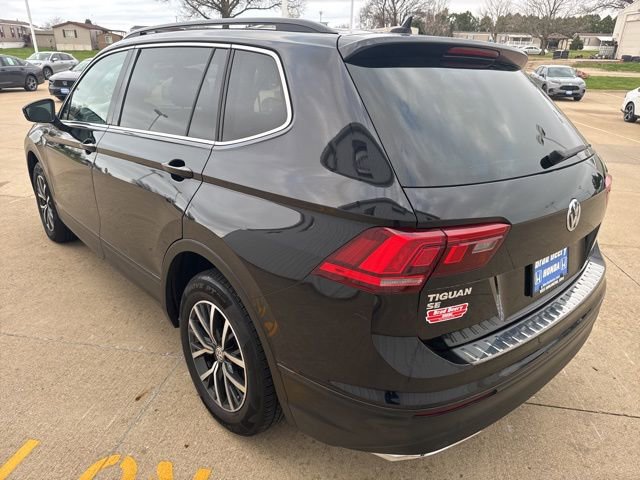 Used 2019 Volkswagen Tiguan SE w/ Panoramic Sunroof Package image 6