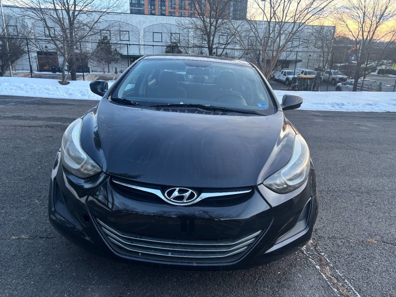 Used 2016 Hyundai Elantra SE image 2