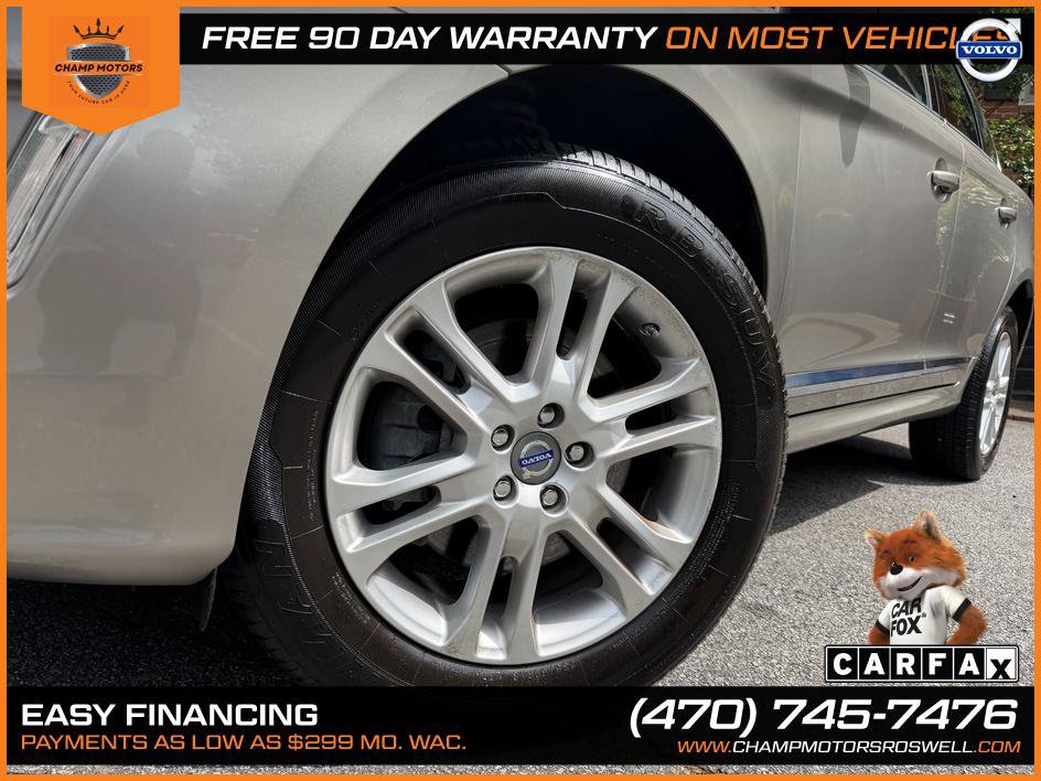 Used 2015 Volvo XC60 T5 Premier w/ Proximity Package FWD image 4