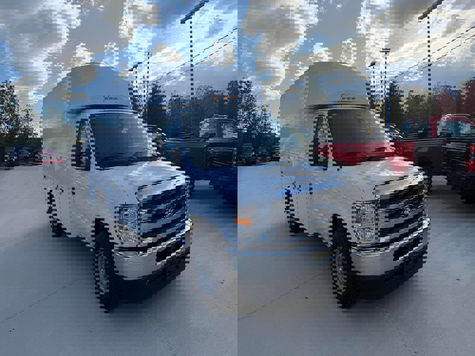 New 2026 Ford E-350 and Econoline 350 Super Duty w/ Power Equipment Group image 5