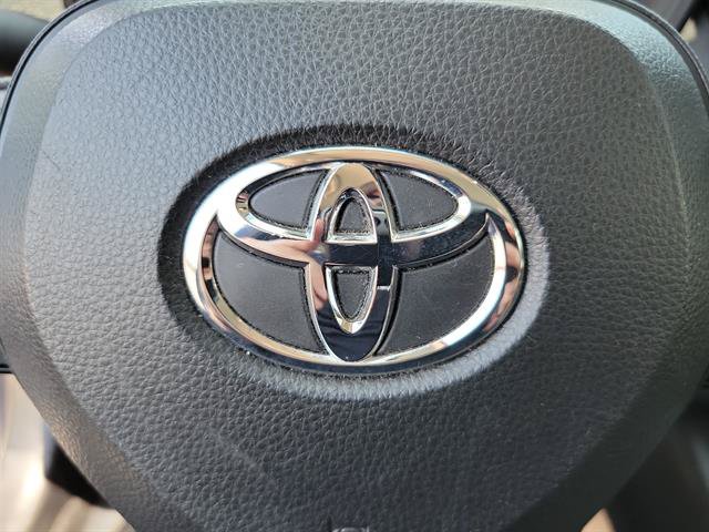 Used 2023 Toyota Corolla LE FWD image 17