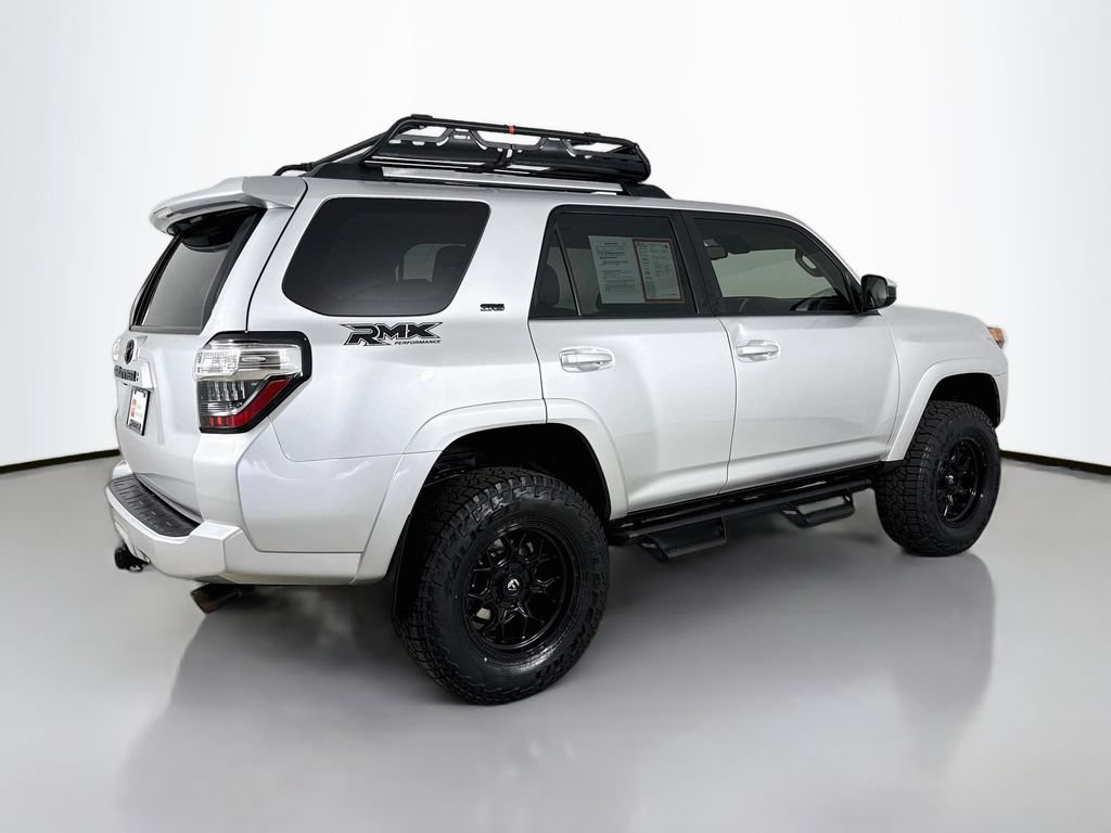 Certified 2022 Toyota 4Runner SR5 AWD/4WD image 8