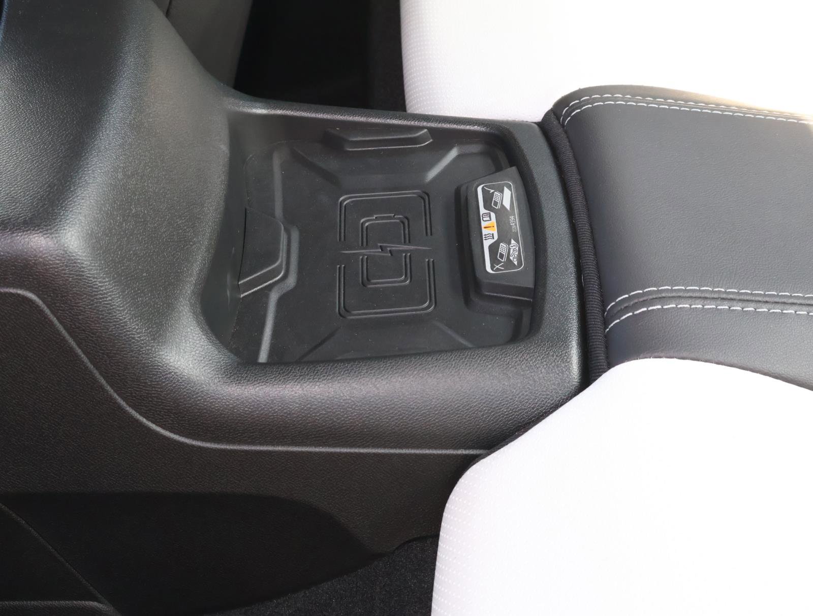 Used 2024 Chevrolet Camaro SS RWD image 17