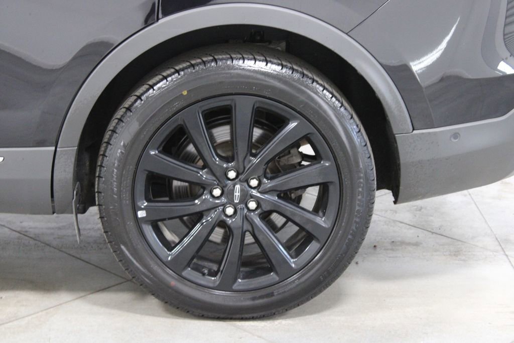 Used 2022 Lincoln Nautilus Reserve w/ Equipment Group 201A image 17