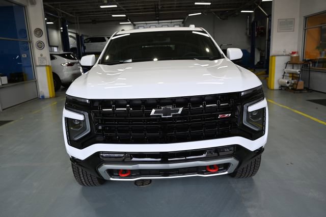 New 2026 Chevrolet Suburban Z71 w/ Comfort Package image 2