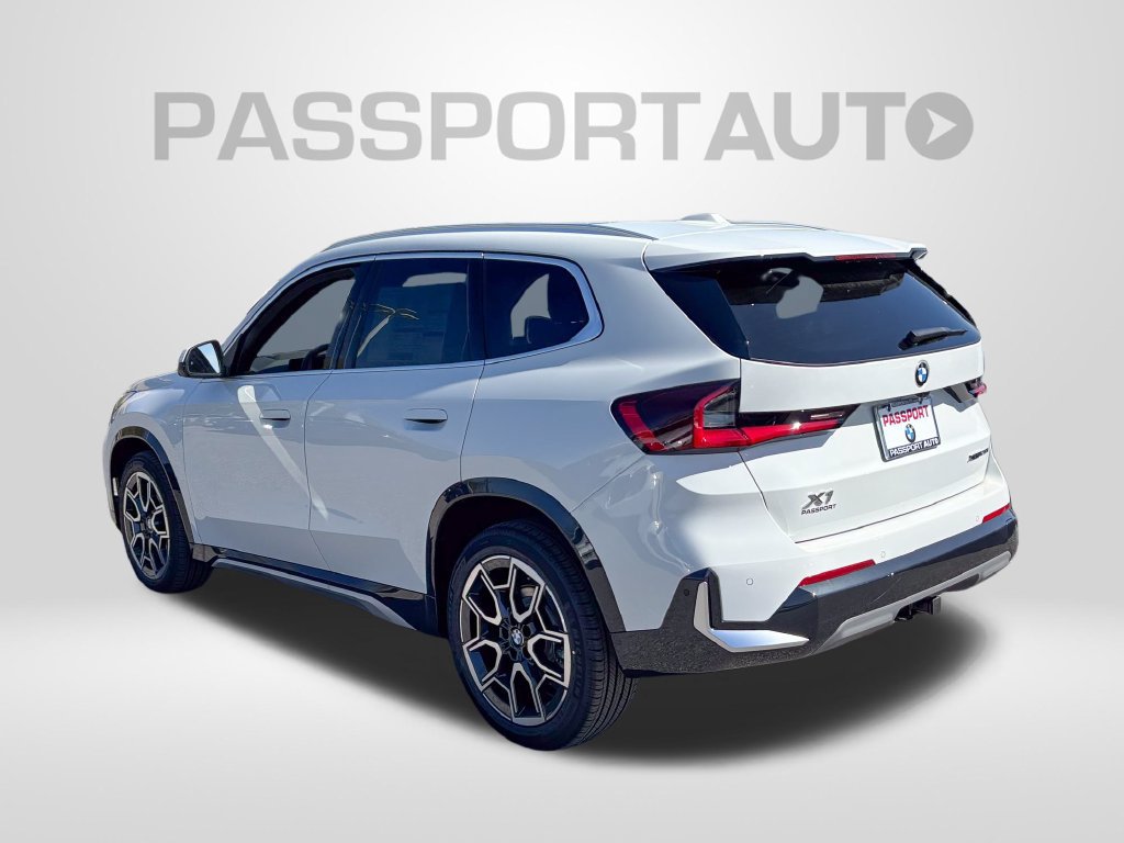 New 2026 BMW X1 xDrive28i w/ Technology Package AWD/4WD image 3