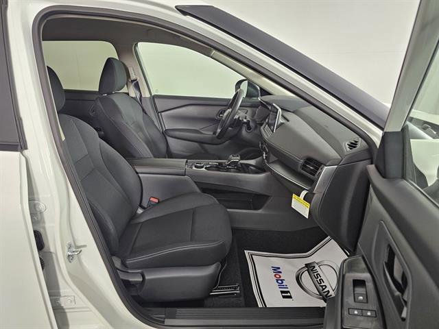 New 2026 Nissan Rogue S image 12